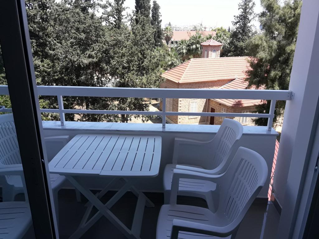 32 Hill Court Apartment ลาร์นาคา ภายนอก รูปภาพ